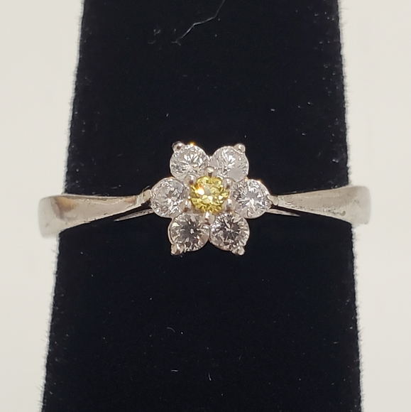 Jewelry - Citrine‎ & Simulated Diamond Flower Sterling Silver Ring